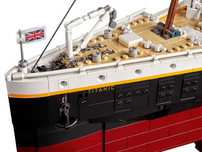 LEGO Icons Titanic (10294) | 1:200 Scale Model Ship | 9,090 Pieces