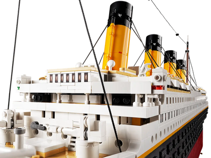 LEGO Icons Titanic (10294) | 1:200 Scale Model Ship | 9,090 Pieces