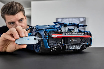Lego Technic Bugatti Chiron 42083 Supercar Kit