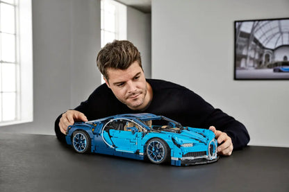 Lego Technic Bugatti Chiron 42083 Supercar Kit