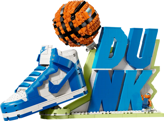 LEGO x Nike Dunk High (43008) | Sneaker Construction Model | 1,180 Pieces