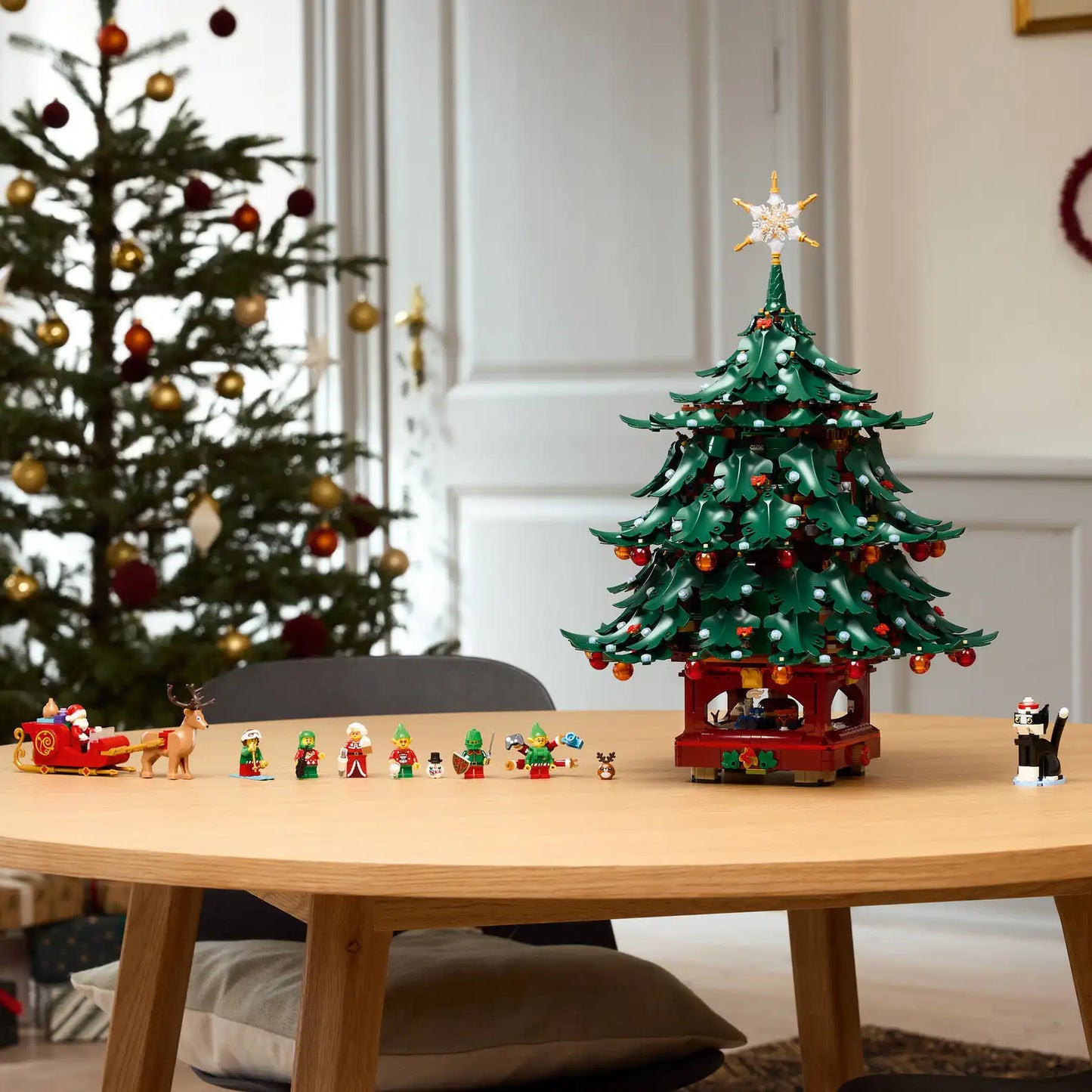 Lego Icons Family Christmas Tree 41843